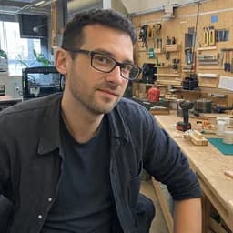 Profile photo for niko