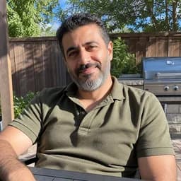 Profile photo for omar d.